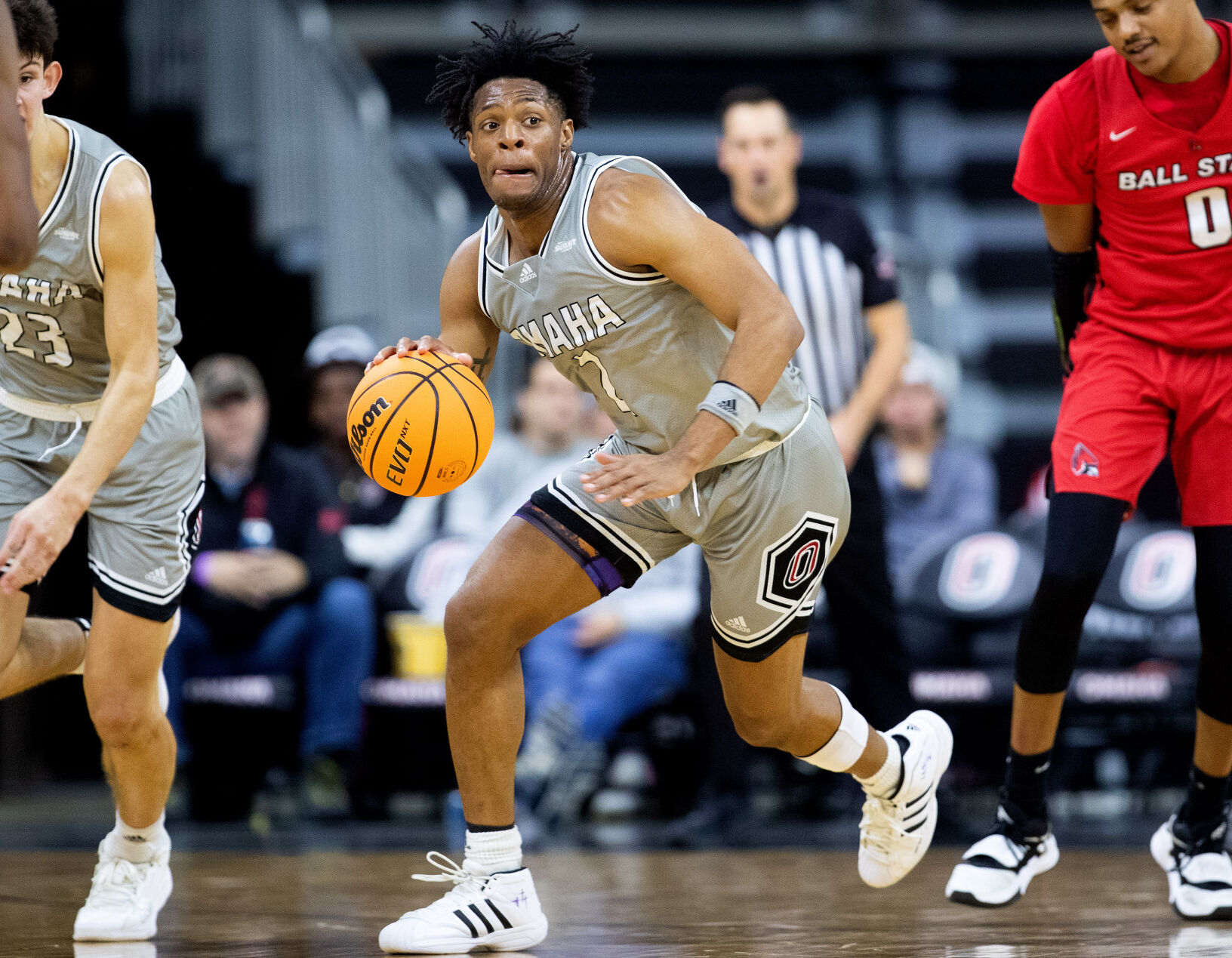 111722-owh-spo-unobasketball-em29.jpg